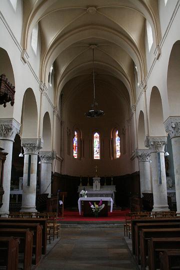 verosvres_taufkirche_04.jpg - Pfarrkirche von Verosvres, Frankreich, Geburtsort der heiligen Margareta Maria Alacoque